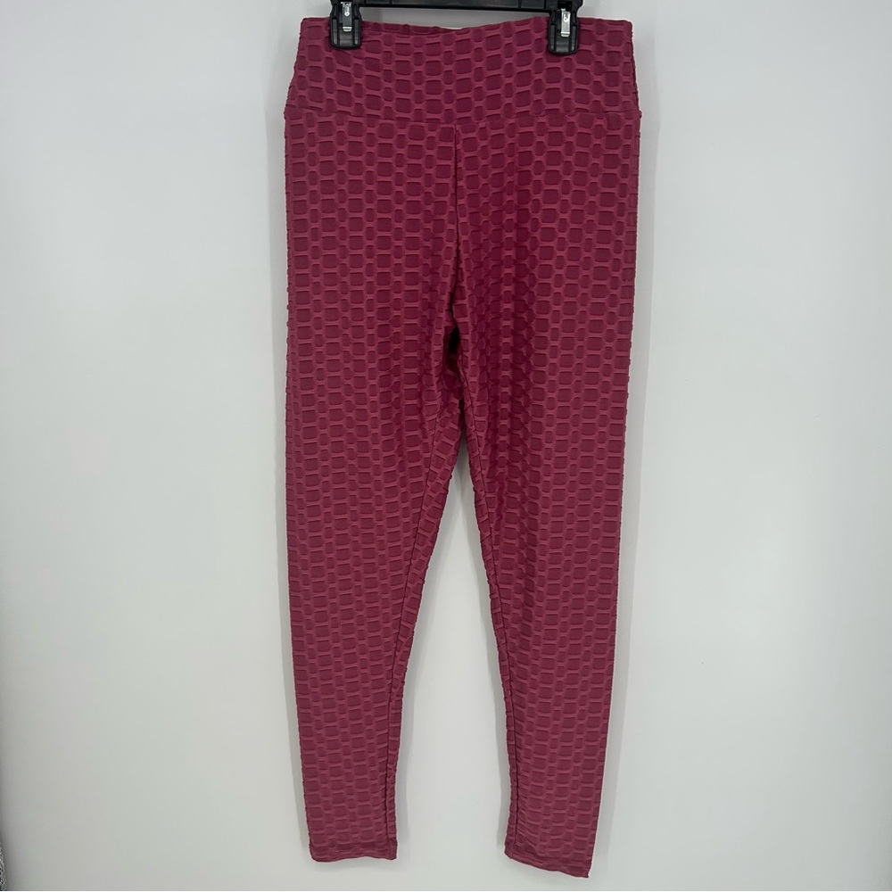 New Mix Textured Rose Leggings. Size L/XL.